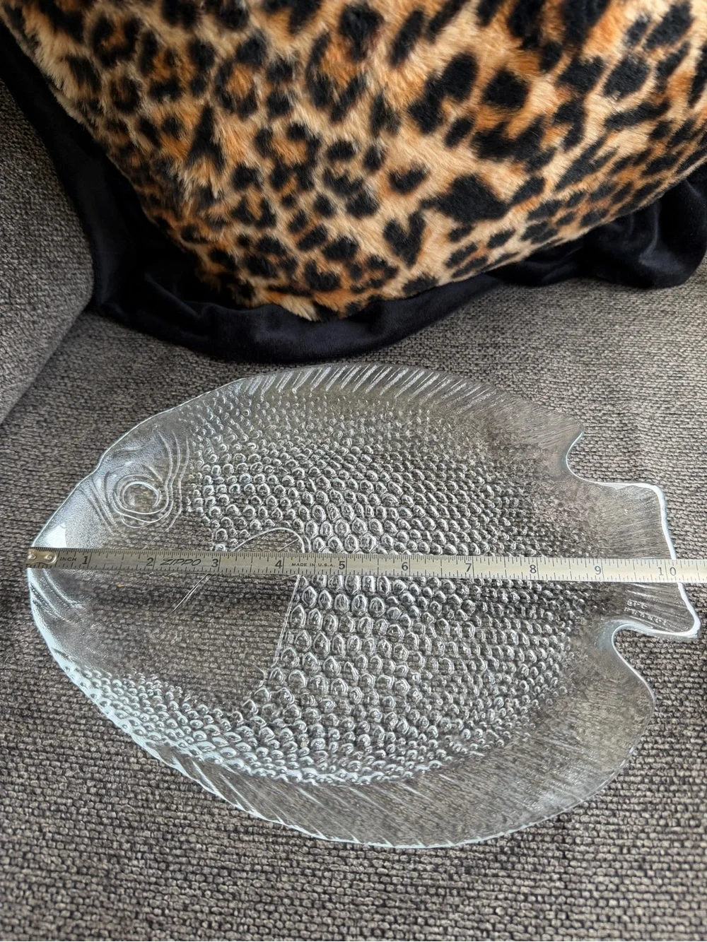 1970s Clear Glass Fish-Shaped Dish - Transparent